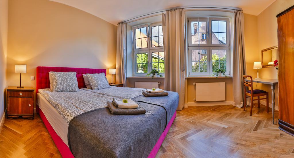 Apartament Bursztynowy Mariacka Old Town กดัญสก์ ห้อง รูปภาพ